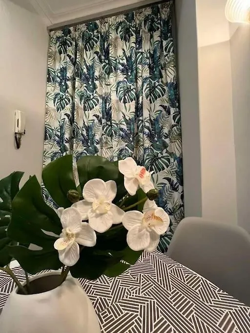 Thesshouse: In The Heart Of City Apartment Thessaloniki